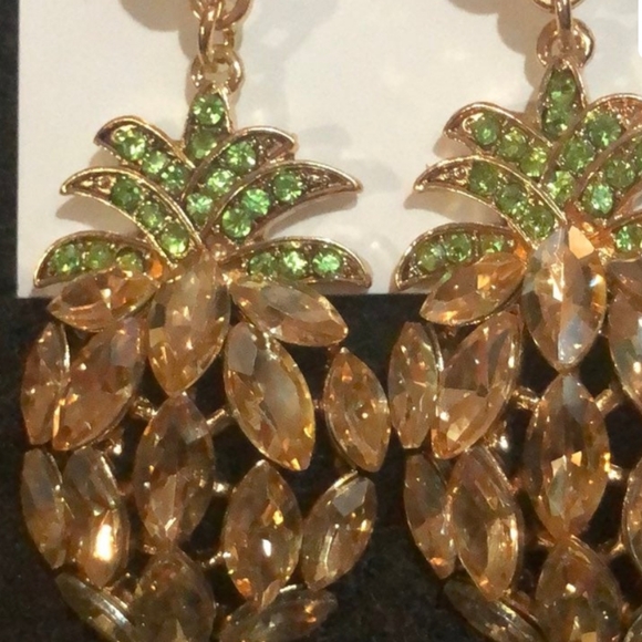 Betsey Johnson pineapple gem earrings - Picture 6 of 7